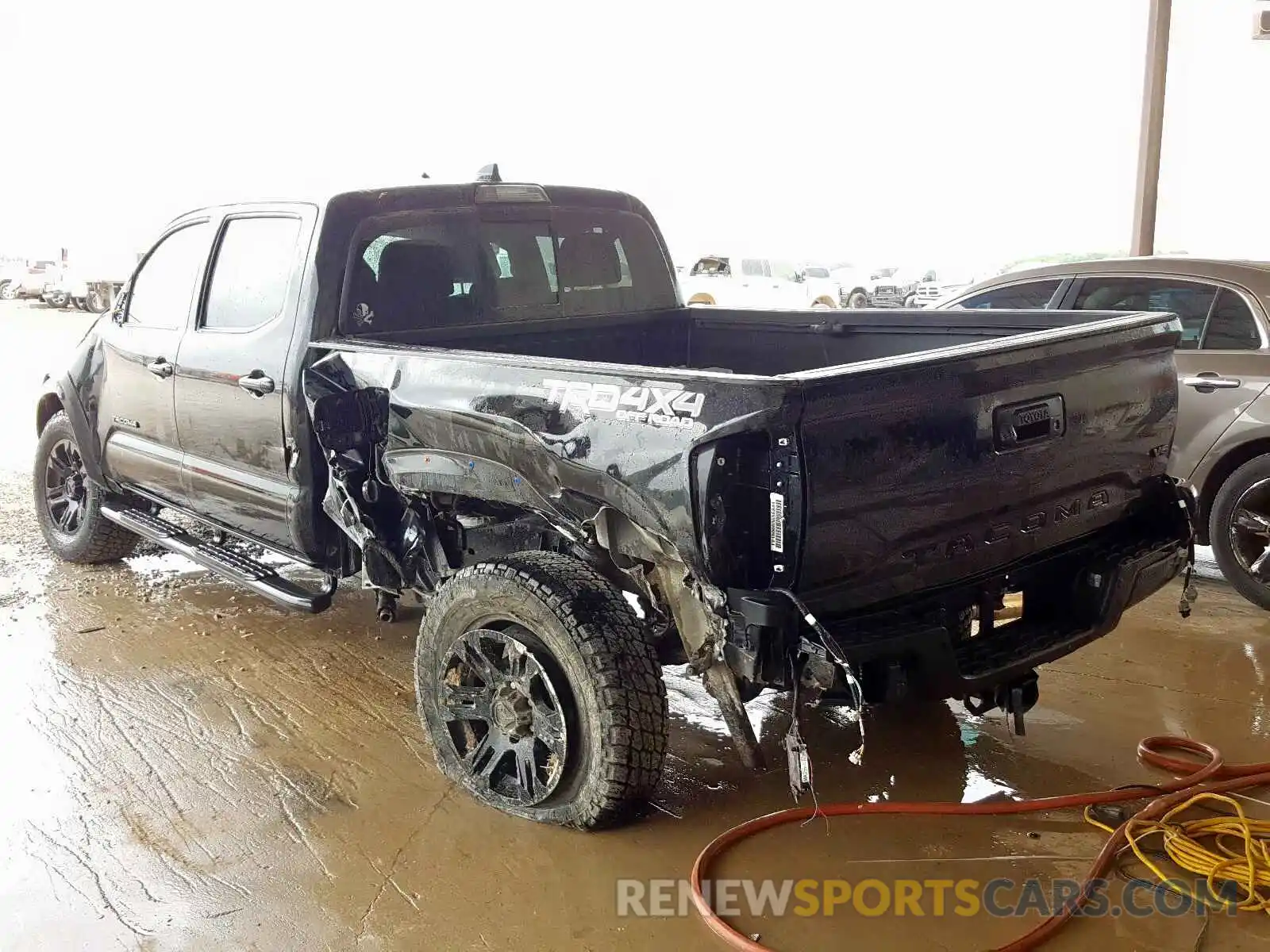 3 Photograph of a damaged car 3TMDZ5BN5LM085867 TOYOTA TACOMA 2020