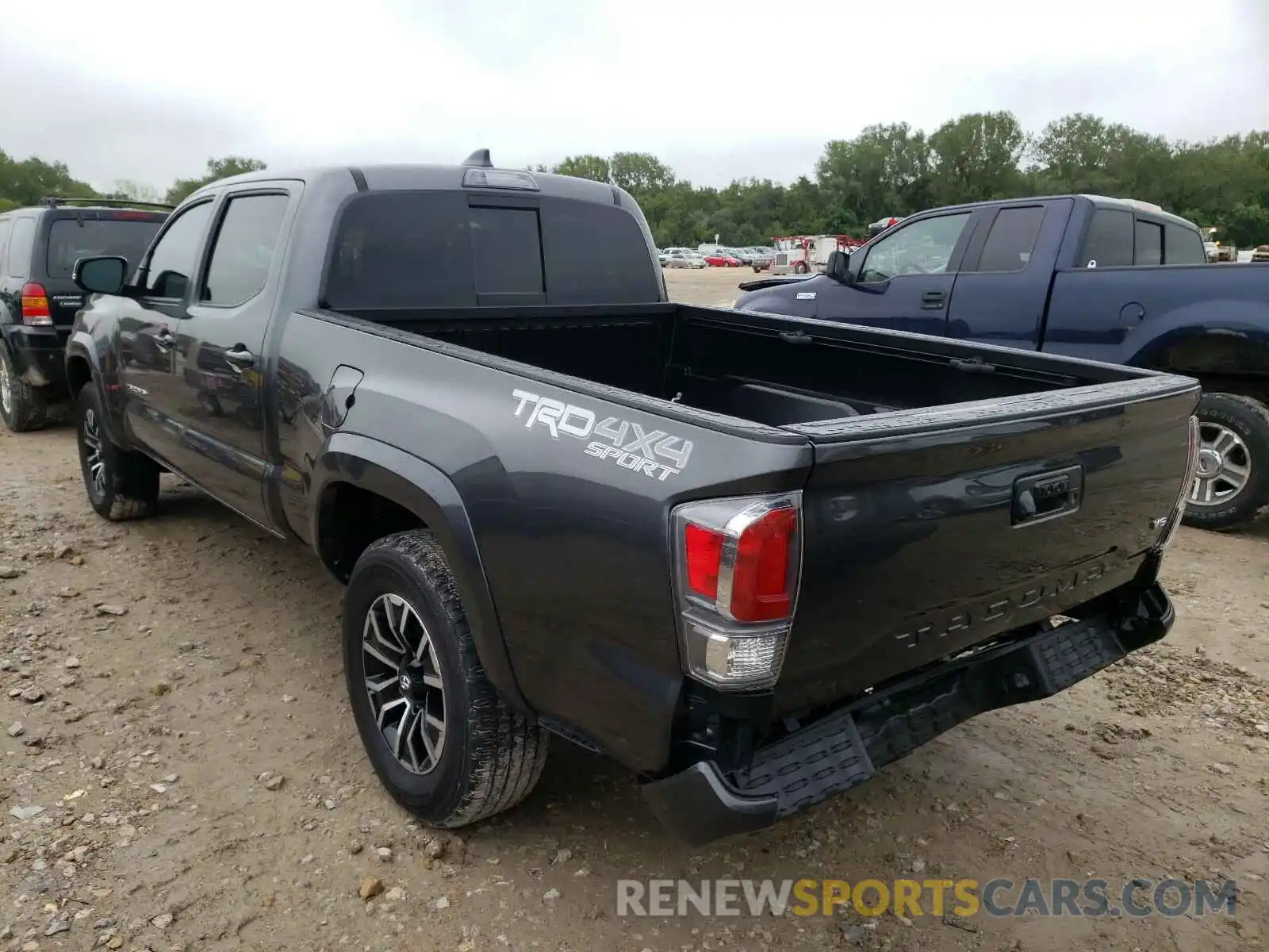 3 Photograph of a damaged car 3TMDZ5BN5LM085917 TOYOTA TACOMA 2020