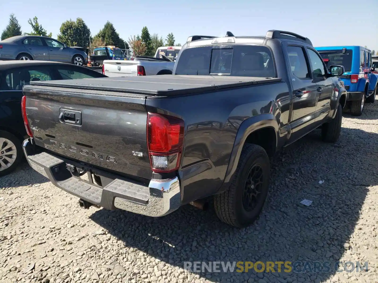 4 Photograph of a damaged car 3TMDZ5BN5LM087179 TOYOTA TACOMA 2020