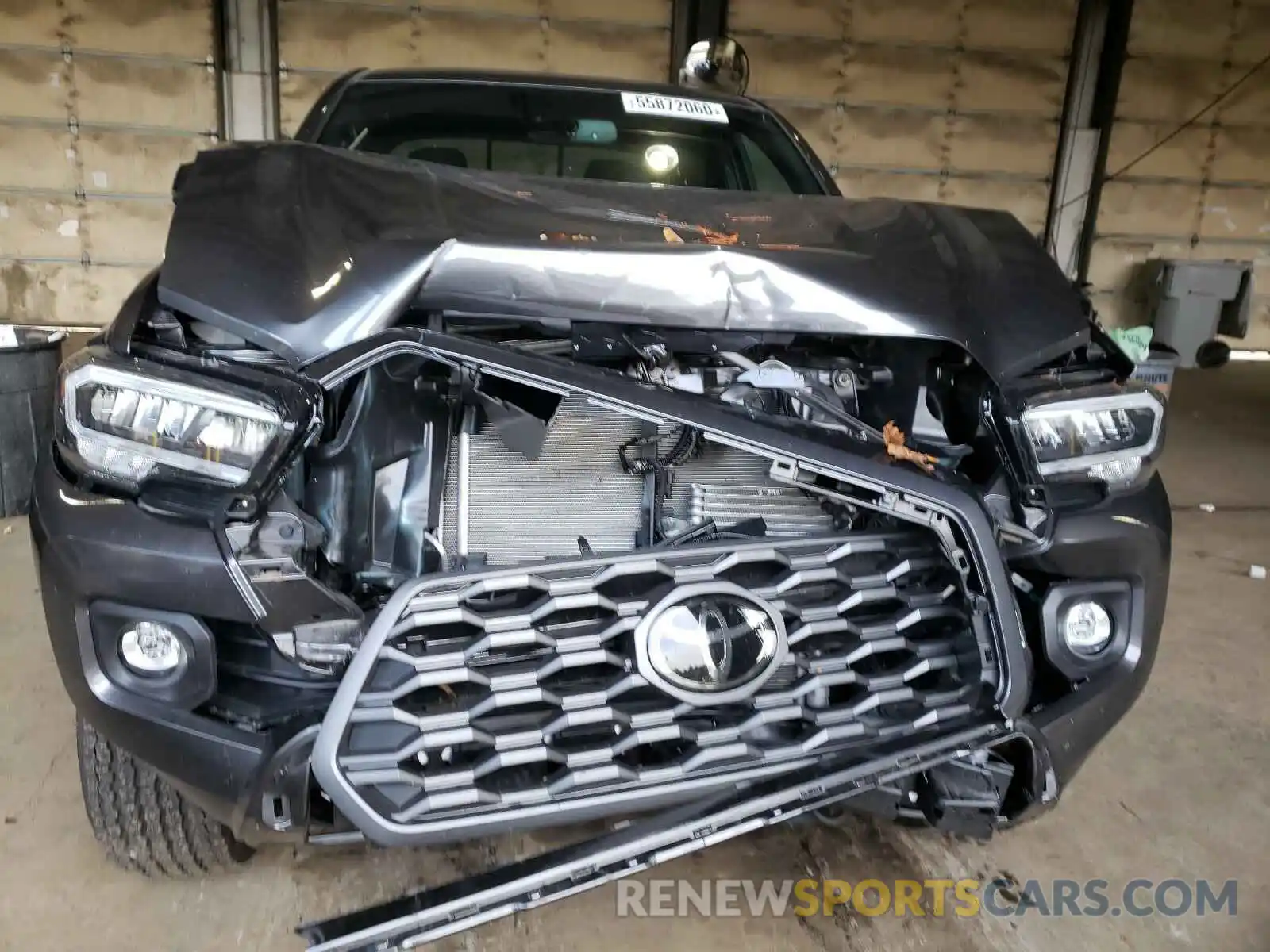 9 Photograph of a damaged car 3TMDZ5BN6LM082864 TOYOTA TACOMA 2020