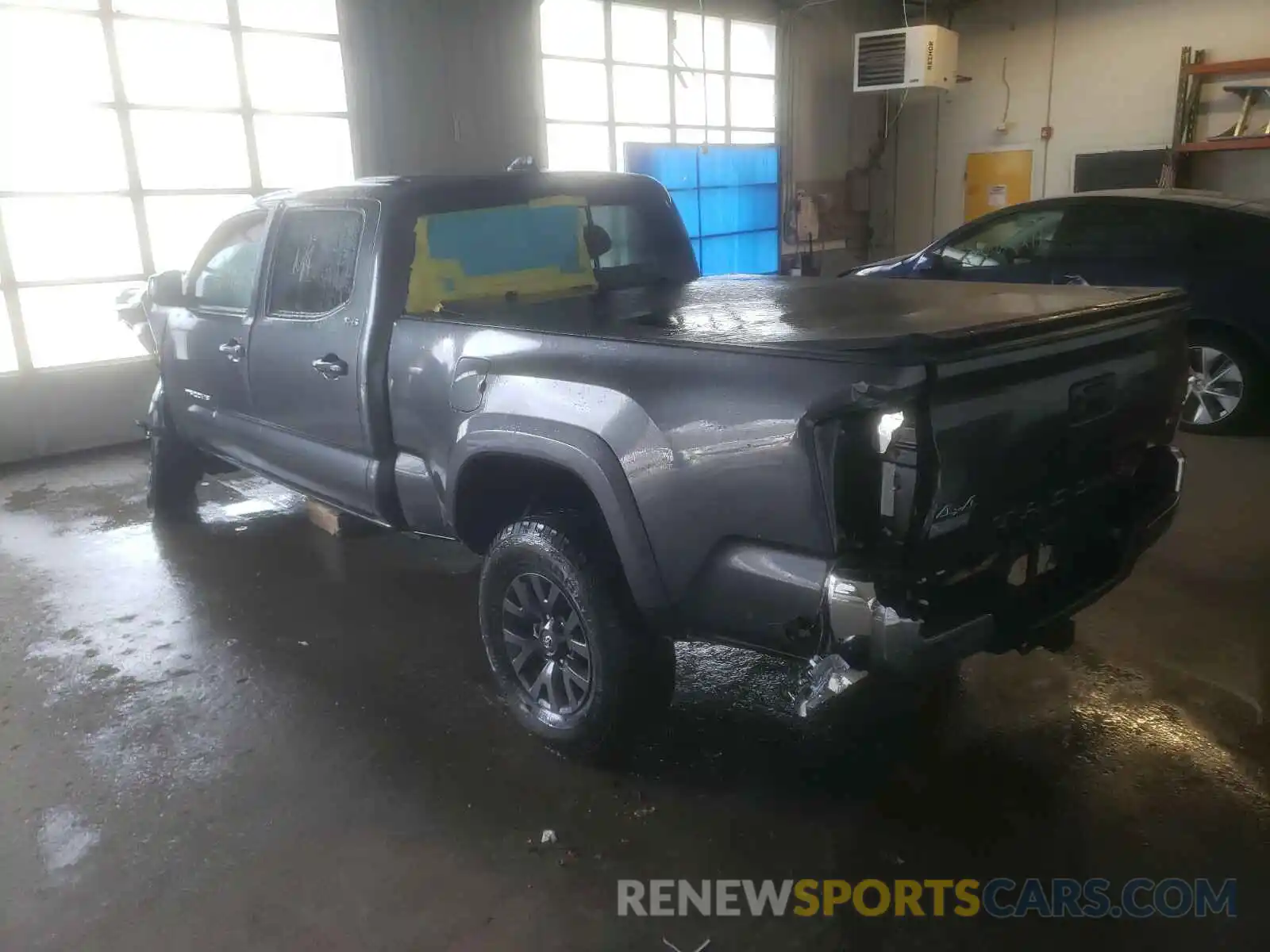 3 Photograph of a damaged car 3TMDZ5BN6LM083089 TOYOTA TACOMA 2020