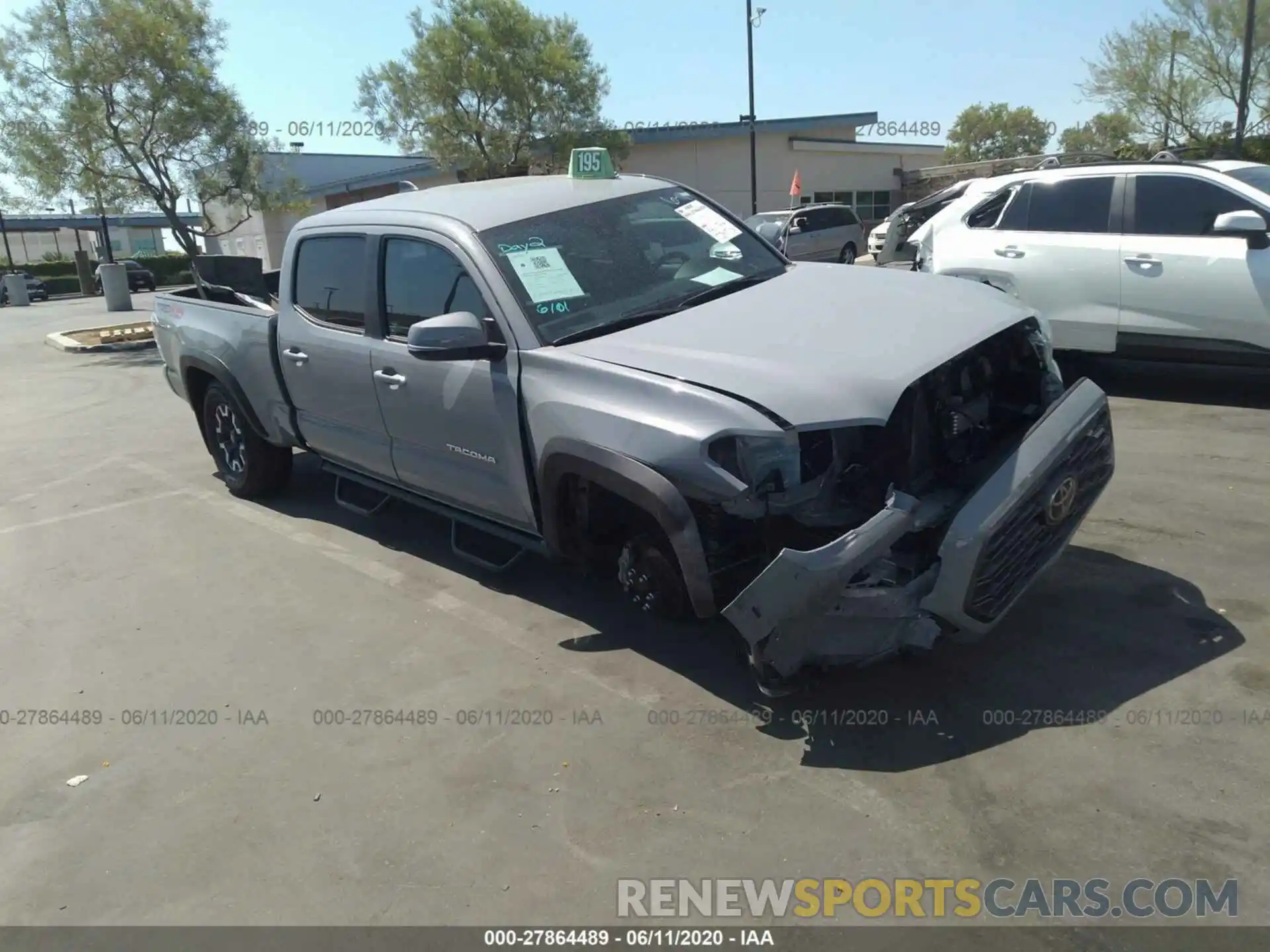 1 Photograph of a damaged car 3TMDZ5BN6LM084100 TOYOTA TACOMA 2020