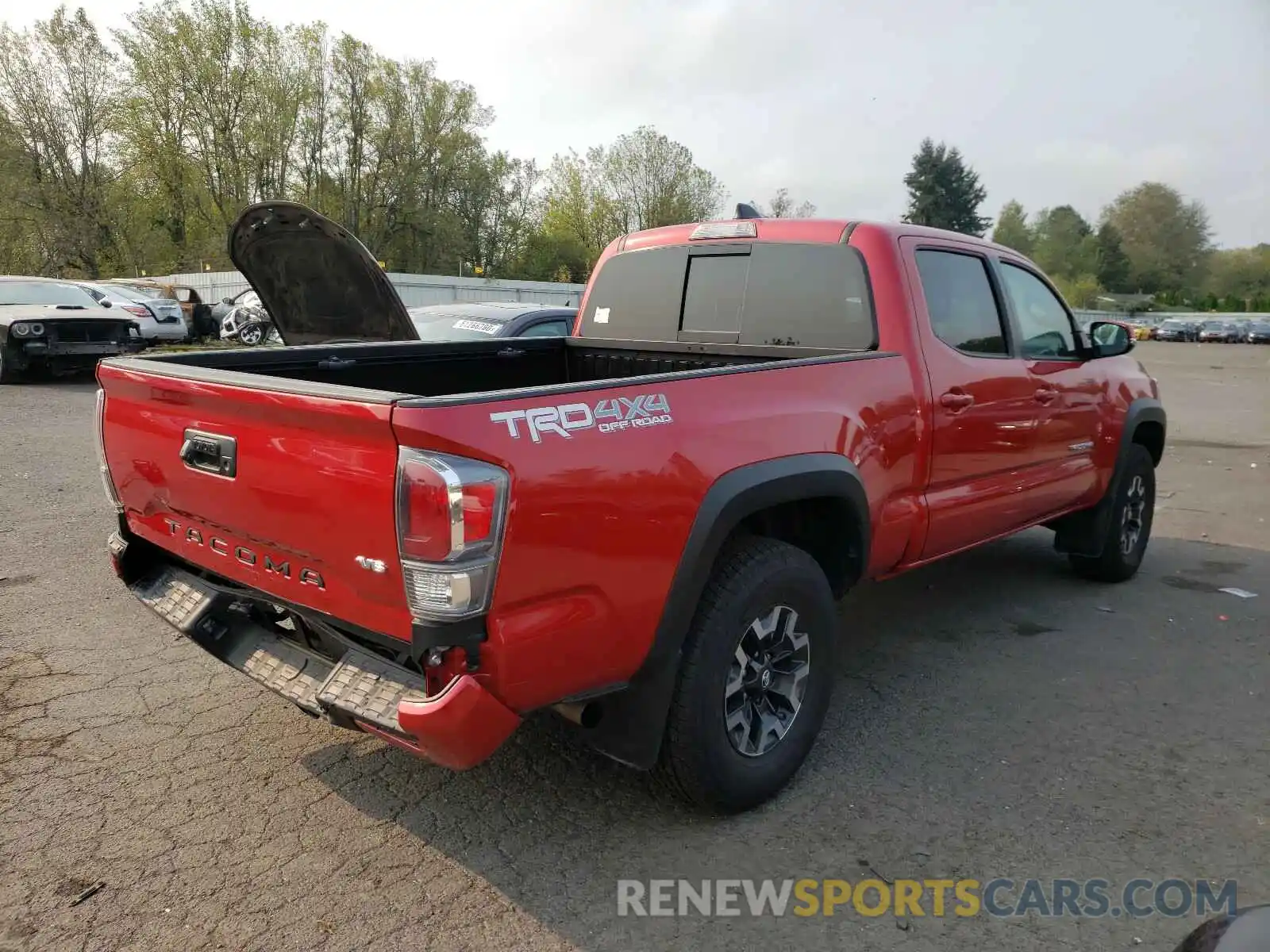 4 Photograph of a damaged car 3TMDZ5BN6LM086073 TOYOTA TACOMA 2020