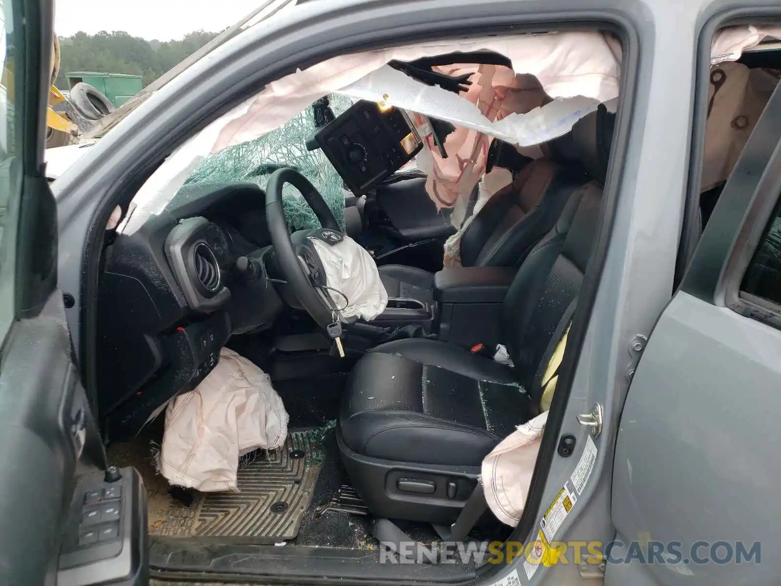 5 Photograph of a damaged car 3TMDZ5BN6LM090852 TOYOTA TACOMA 2020