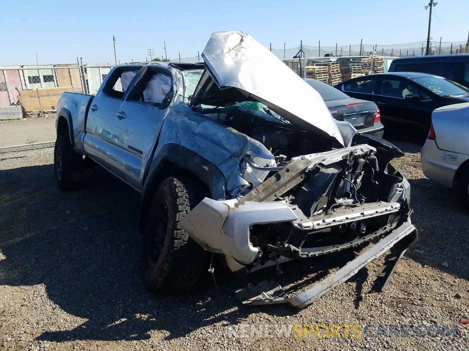 1 Photograph of a damaged car 3TMDZ5BN6LM093587 TOYOTA TACOMA 2020