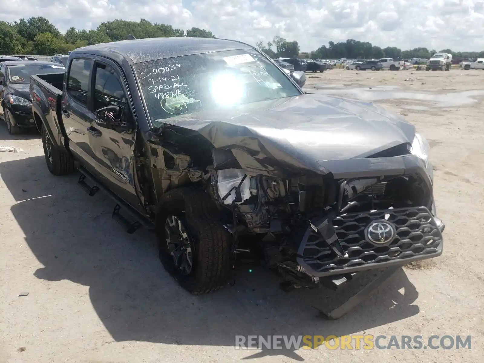 1 Photograph of a damaged car 3TMDZ5BN7LM082632 TOYOTA TACOMA 2020