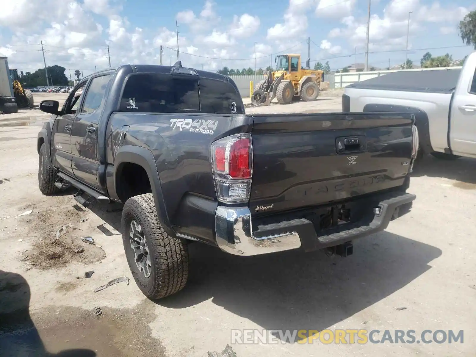 3 Photograph of a damaged car 3TMDZ5BN7LM082632 TOYOTA TACOMA 2020