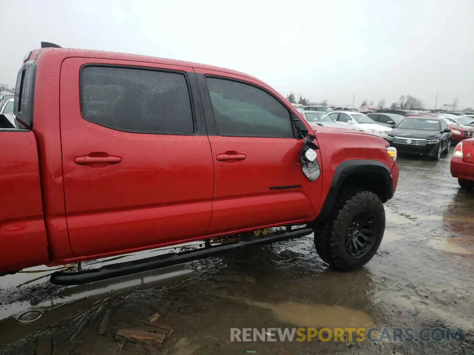 9 Photograph of a damaged car 3TMDZ5BN7LM086972 TOYOTA TACOMA 2020