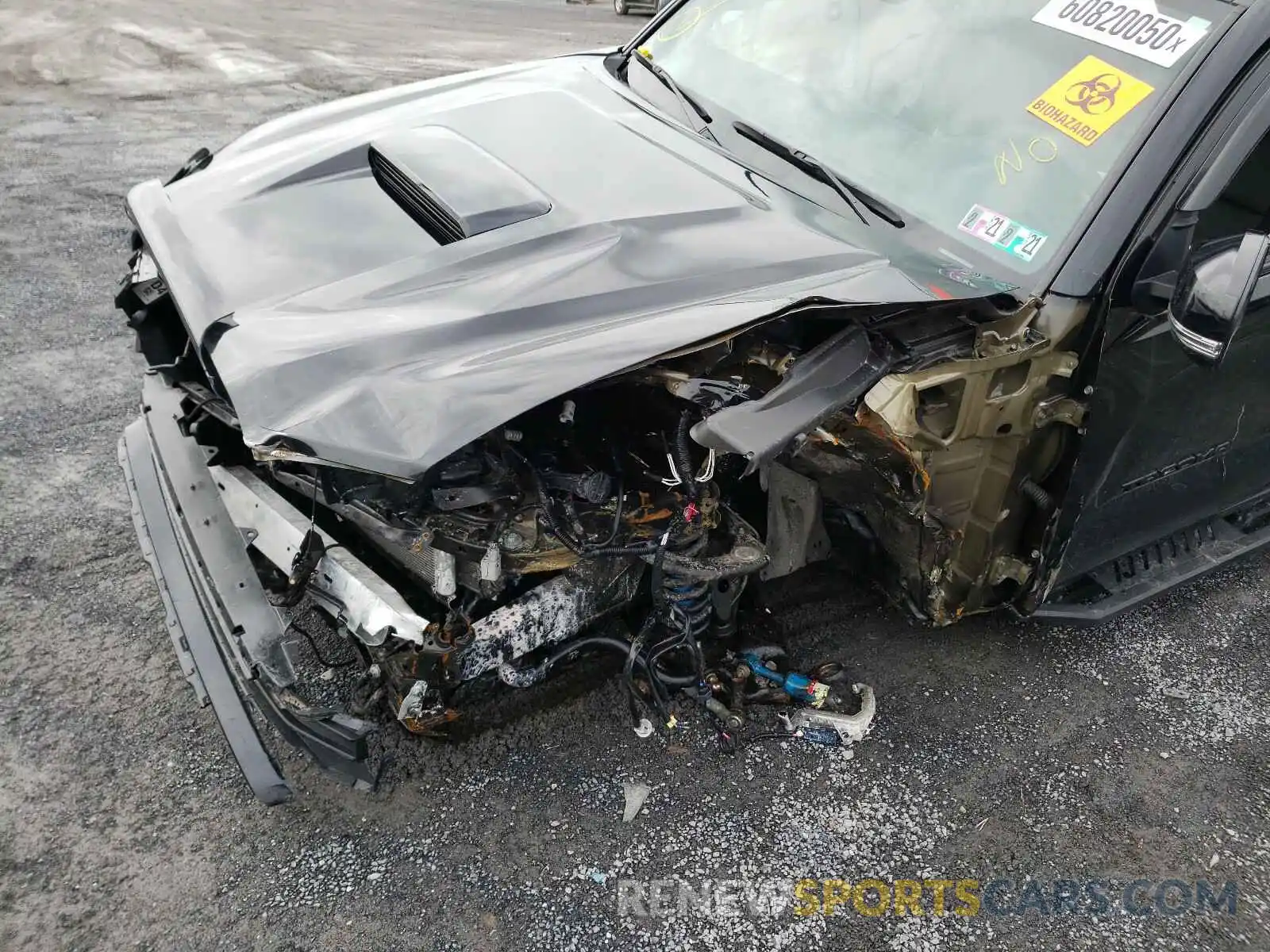 9 Photograph of a damaged car 3TMDZ5BN7LM087880 TOYOTA TACOMA 2020