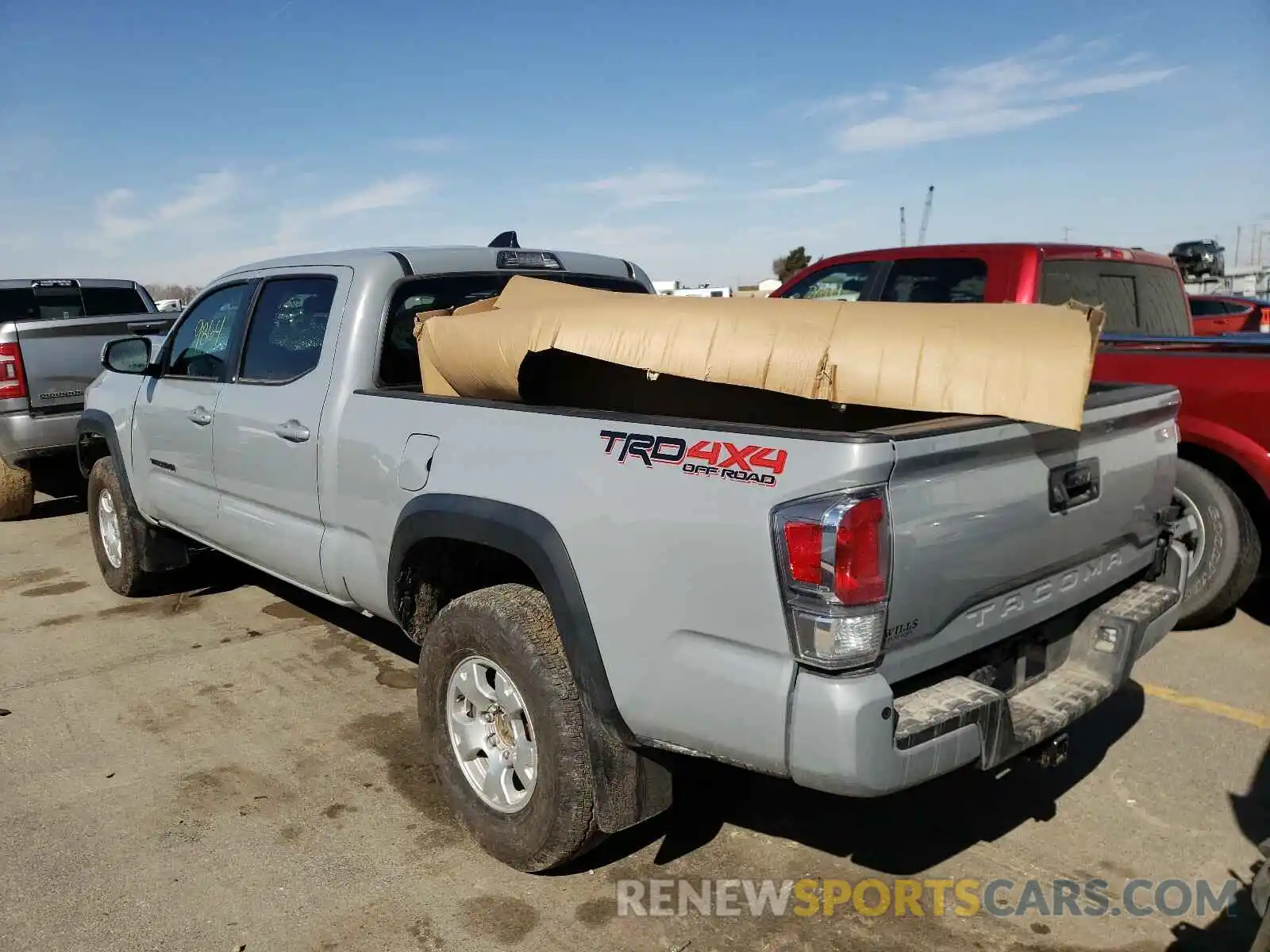 3 Photograph of a damaged car 3TMDZ5BN7LM088656 TOYOTA TACOMA 2020