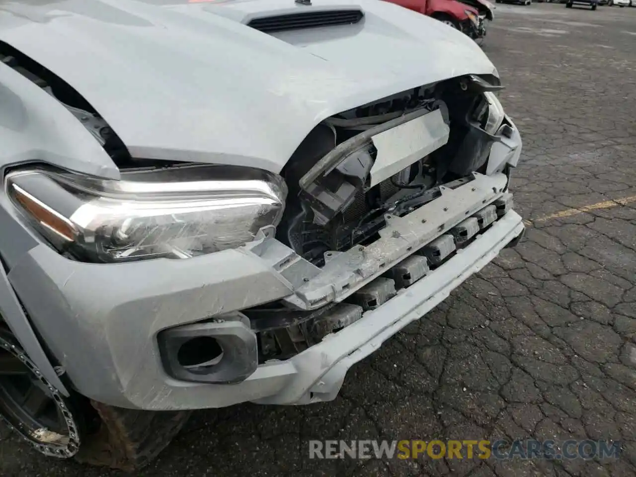 9 Photograph of a damaged car 3TMDZ5BN7LM098295 TOYOTA TACOMA 2020