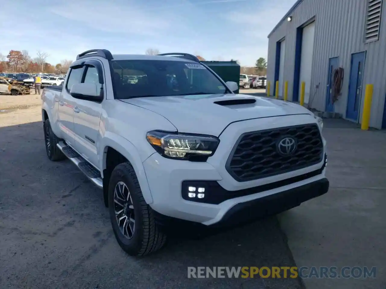 1 Photograph of a damaged car 3TMDZ5BN8LM081229 TOYOTA TACOMA 2020