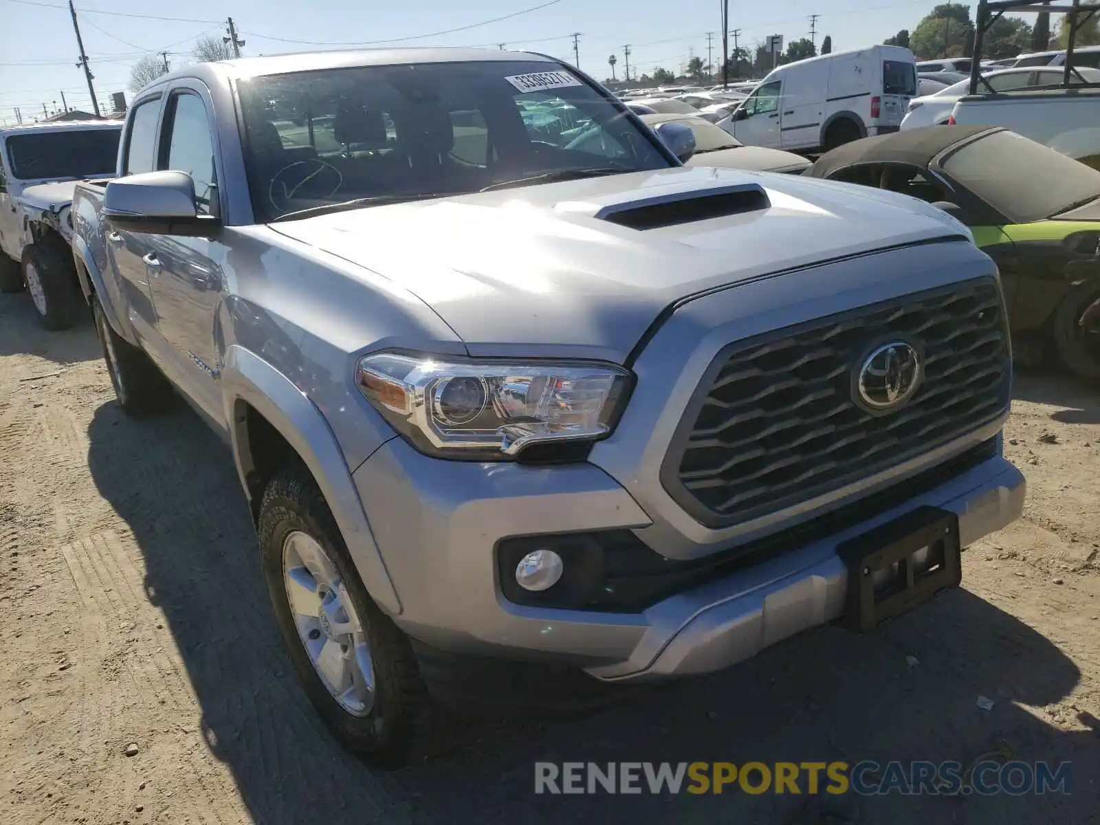 1 Photograph of a damaged car 3TMDZ5BN8LM083059 TOYOTA TACOMA 2020