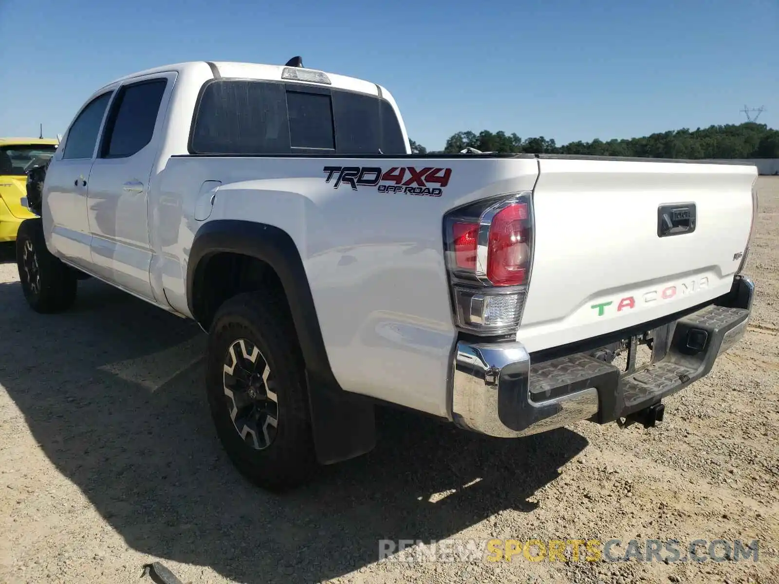 3 Photograph of a damaged car 3TMDZ5BN9LM090571 TOYOTA TACOMA 2020