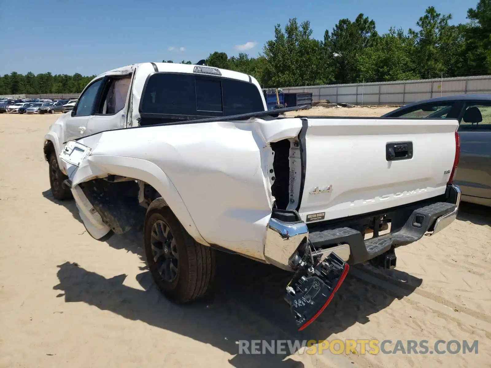 3 Photograph of a damaged car 3TMDZ5BN9LM090697 TOYOTA TACOMA 2020