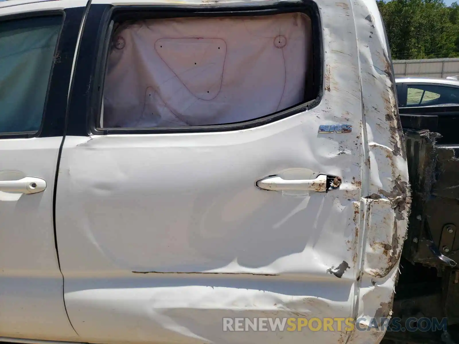 6 Photograph of a damaged car 3TMDZ5BN9LM090697 TOYOTA TACOMA 2020