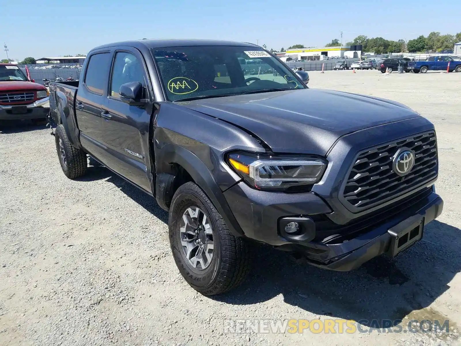 1 Photograph of a damaged car 3TMDZ5BNXLM081796 TOYOTA TACOMA 2020