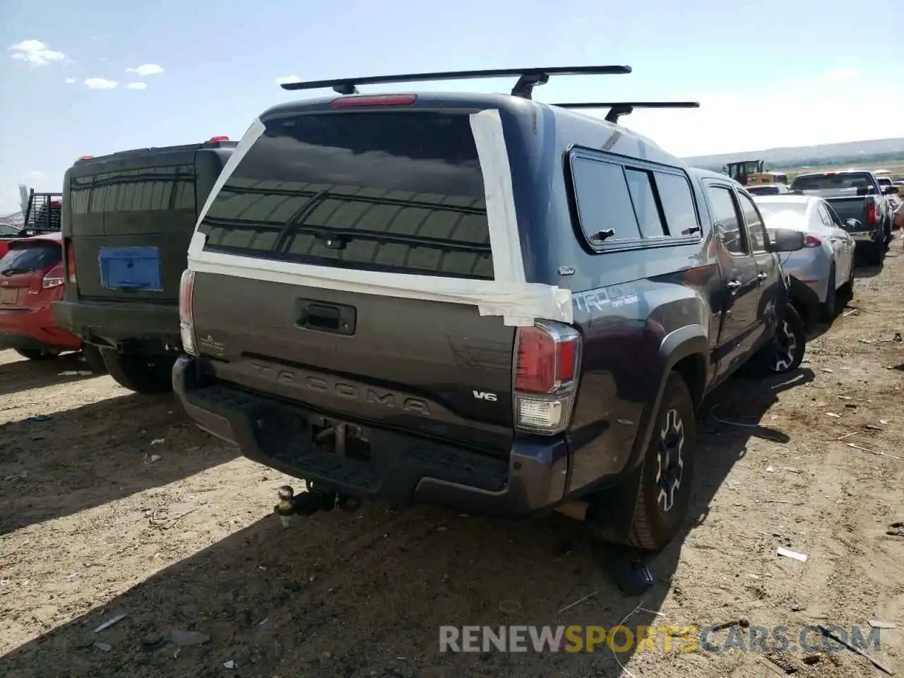 4 Photograph of a damaged car 3TMDZ5BNXLM082947 TOYOTA TACOMA 2020