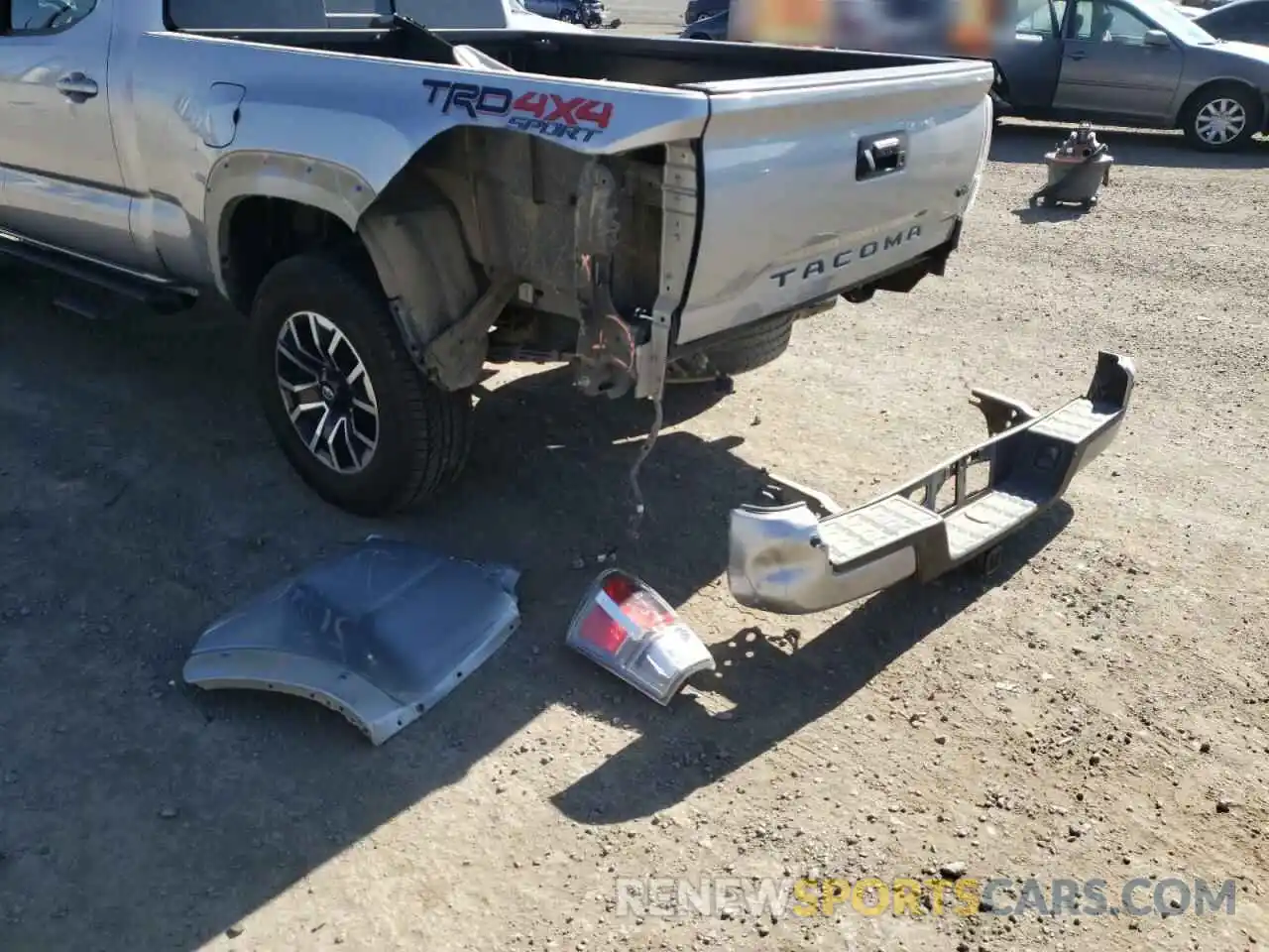 9 Photograph of a damaged car 3TMDZ5BNXLM083533 TOYOTA TACOMA 2020