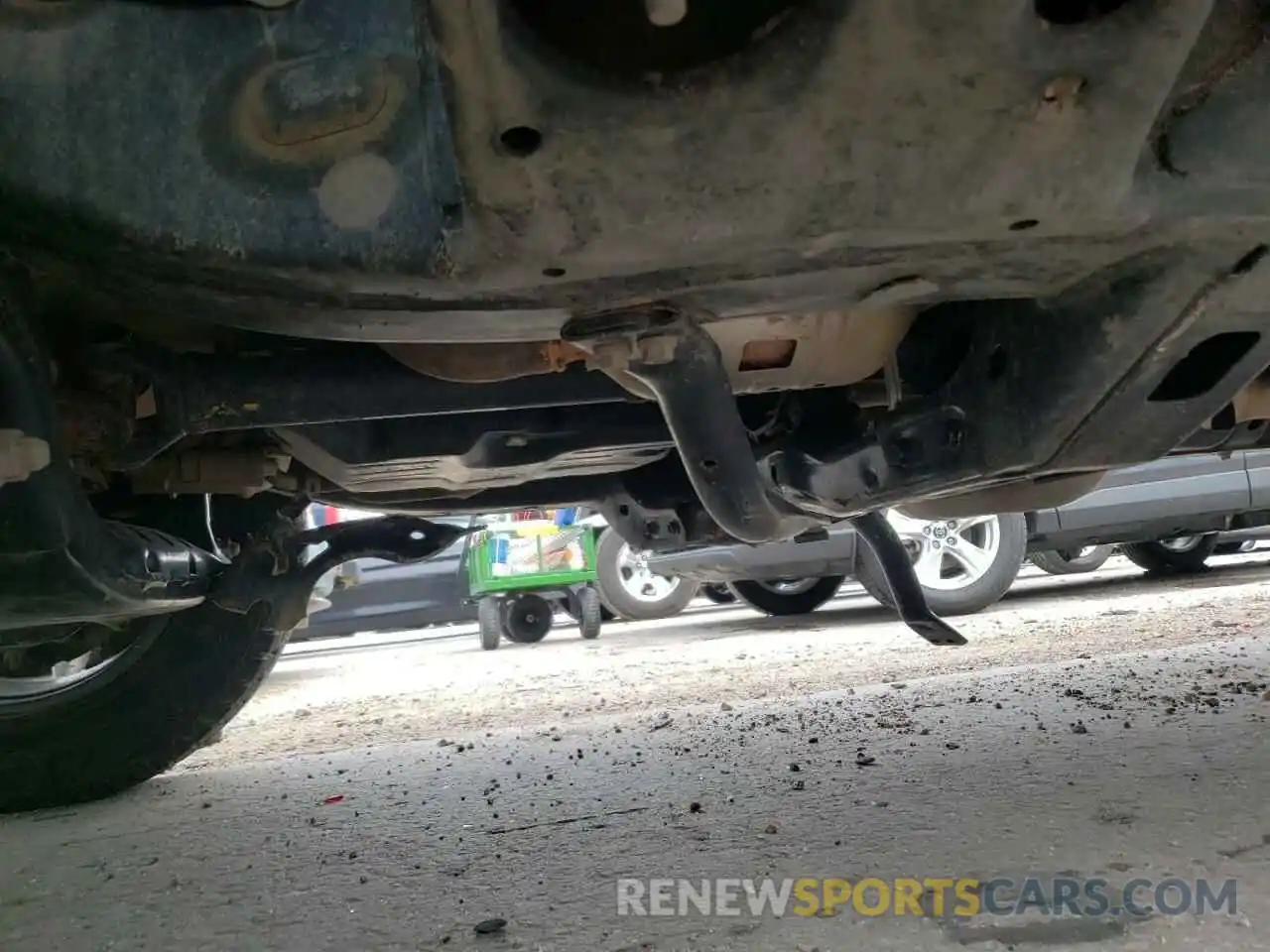 9 Photograph of a damaged car 3TMDZ5BNXLM085878 TOYOTA TACOMA 2020