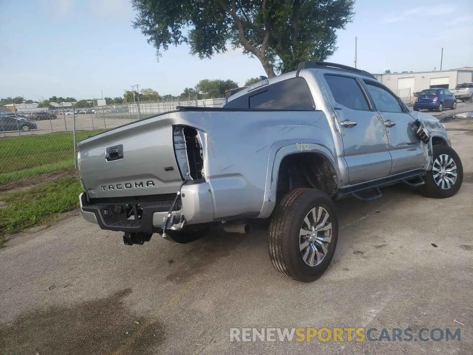 4 Photograph of a damaged car 3TMEZ5CN9LM137407 TOYOTA TACOMA 2020