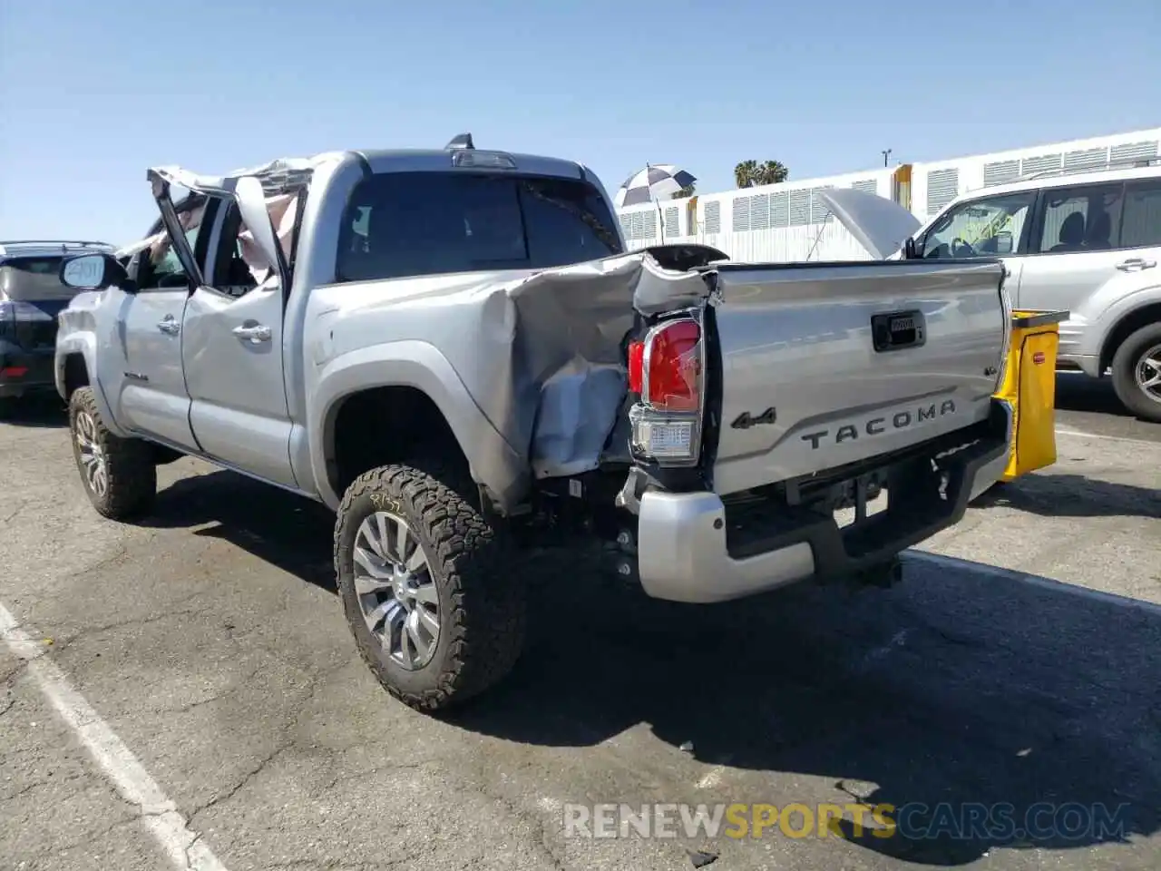 3 Photograph of a damaged car 3TMGZ5AN2LM293364 TOYOTA TACOMA 2020