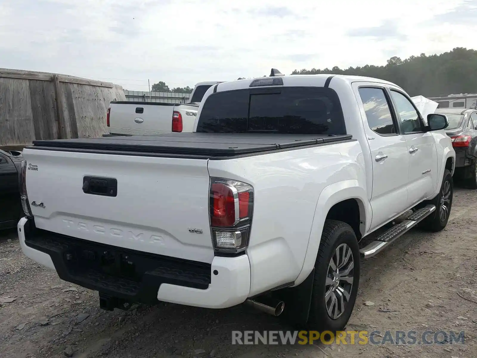 4 Photograph of a damaged car 3TMGZ5AN3LM330857 TOYOTA TACOMA 2020