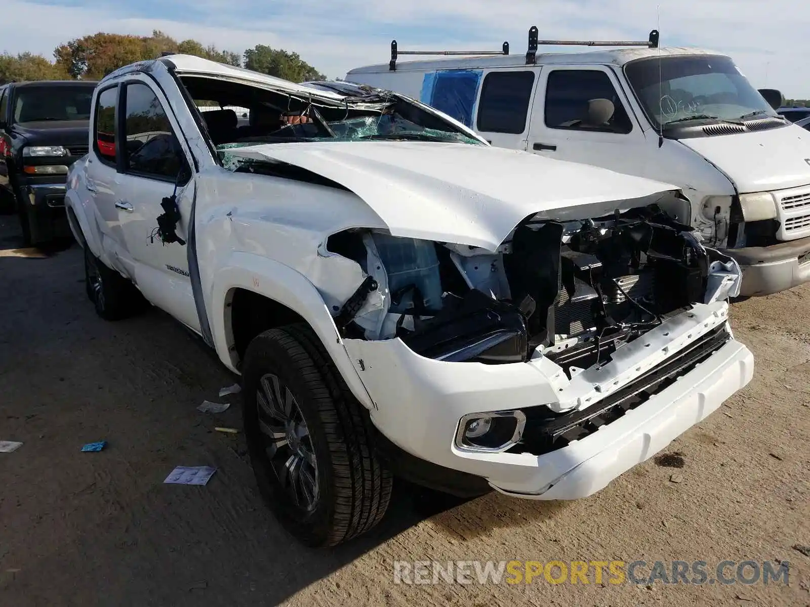 1 Photograph of a damaged car 3TMGZ5AN6LM337415 TOYOTA TACOMA 2020