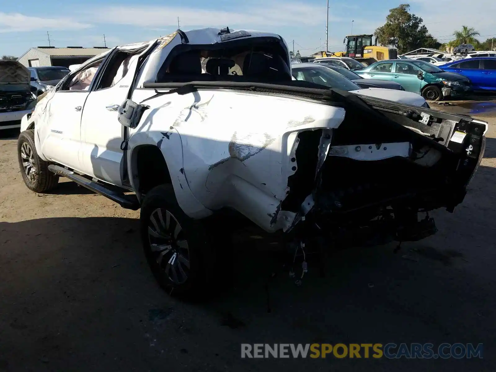 3 Photograph of a damaged car 3TMGZ5AN6LM337415 TOYOTA TACOMA 2020