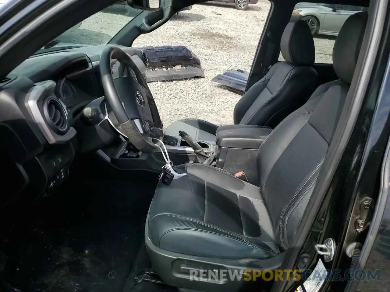 7 Photograph of a damaged car 3TMGZ5ANXLM355366 TOYOTA TACOMA 2020