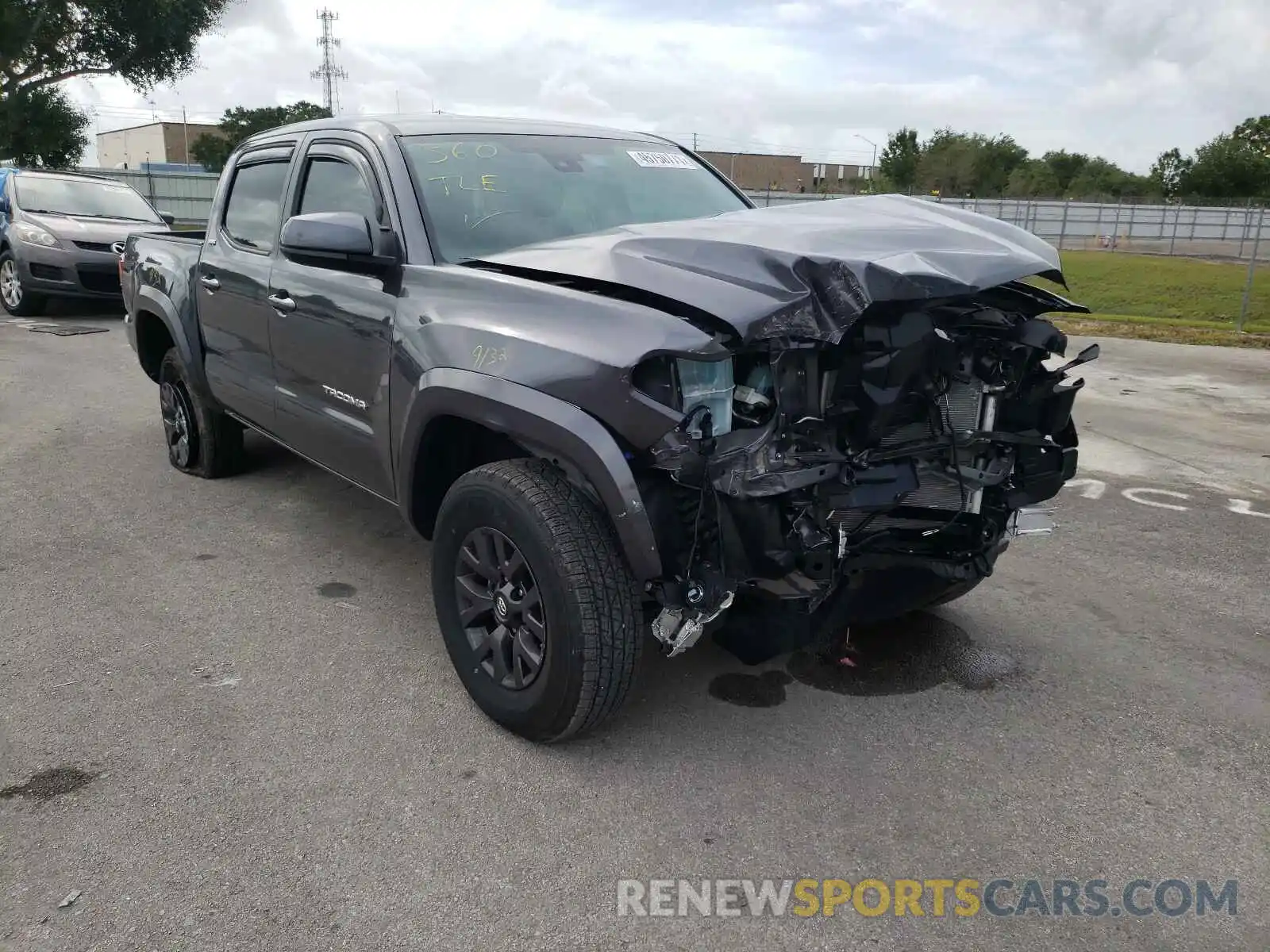 1 Photograph of a damaged car 3TYAZ5CN2LT000666 TOYOTA TACOMA 2020