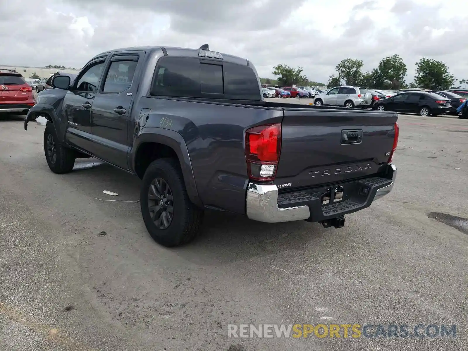 3 Photograph of a damaged car 3TYAZ5CN2LT000666 TOYOTA TACOMA 2020