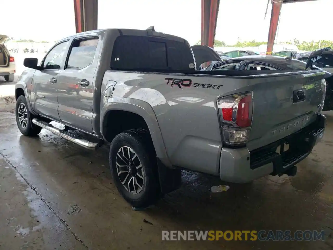 3 Photograph of a damaged car 3TYAZ5CN2LT001915 TOYOTA TACOMA 2020