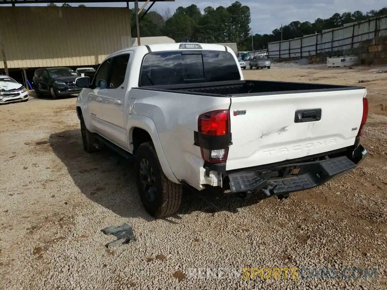 3 Photograph of a damaged car 3TYAZ5CN5LT000595 TOYOTA TACOMA 2020