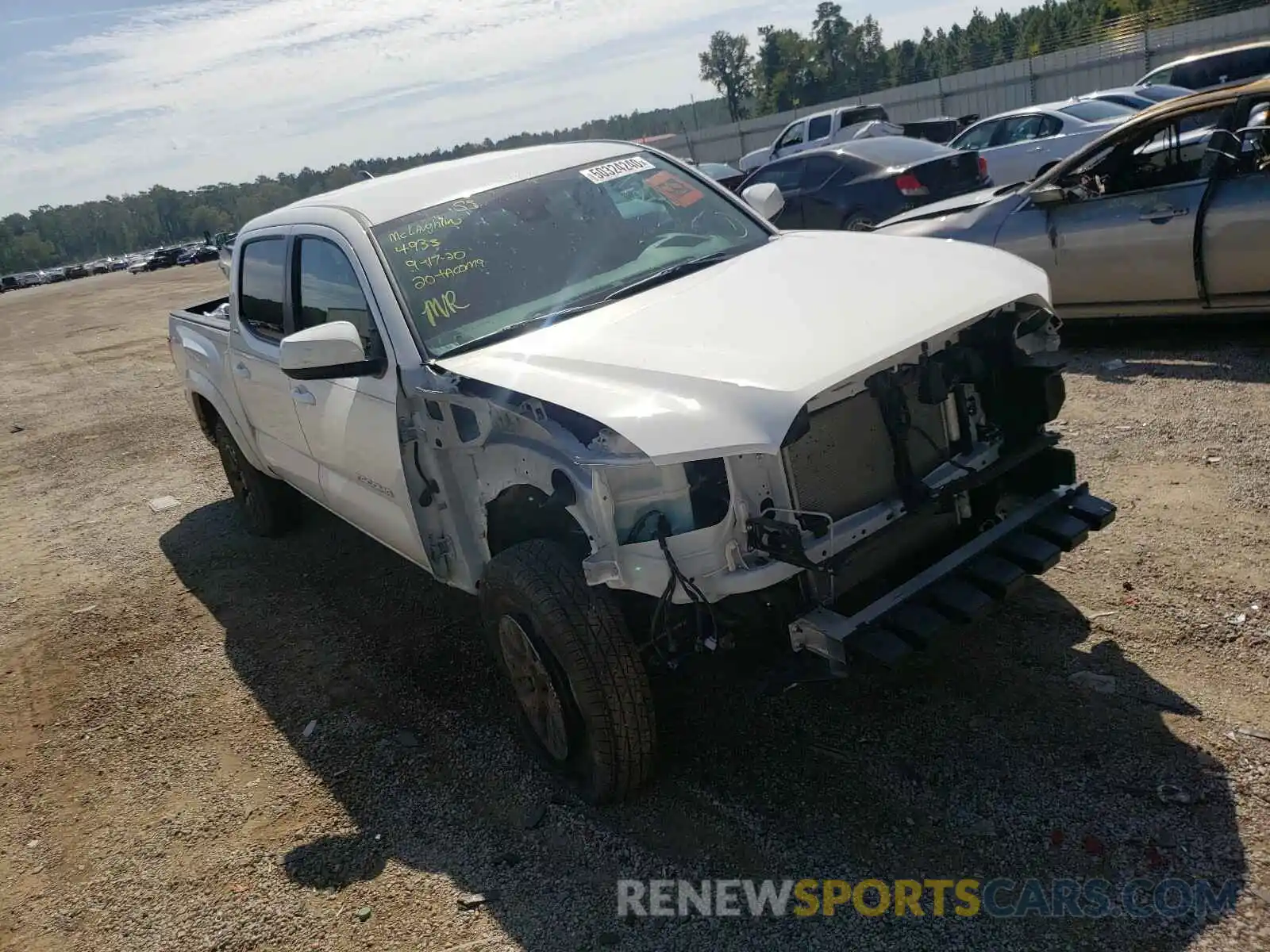 1 Photograph of a damaged car 3TYAZ5CN5LT000600 TOYOTA TACOMA 2020