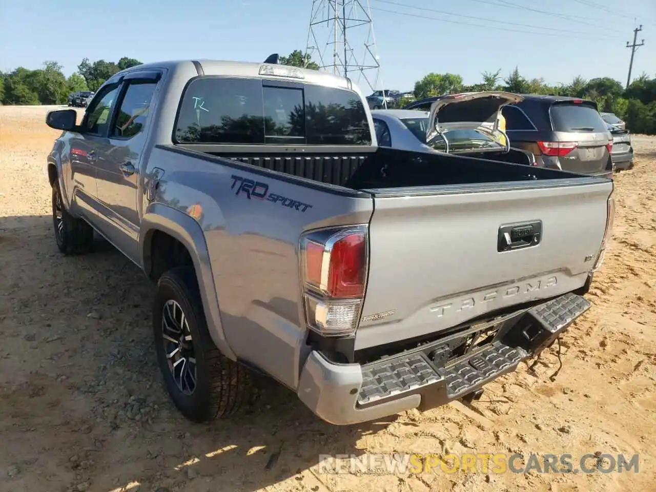 3 Photograph of a damaged car 3TYAZ5CN5LT000886 TOYOTA TACOMA 2020