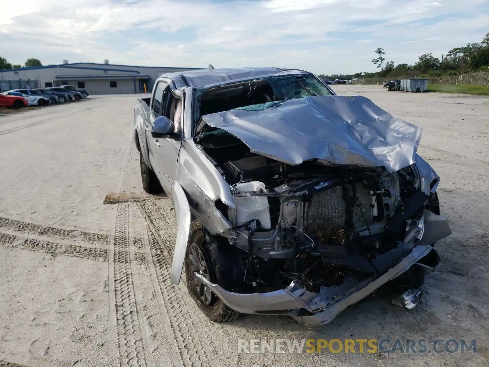 1 Photograph of a damaged car 3TYAZ5CN6LT001707 TOYOTA TACOMA 2020