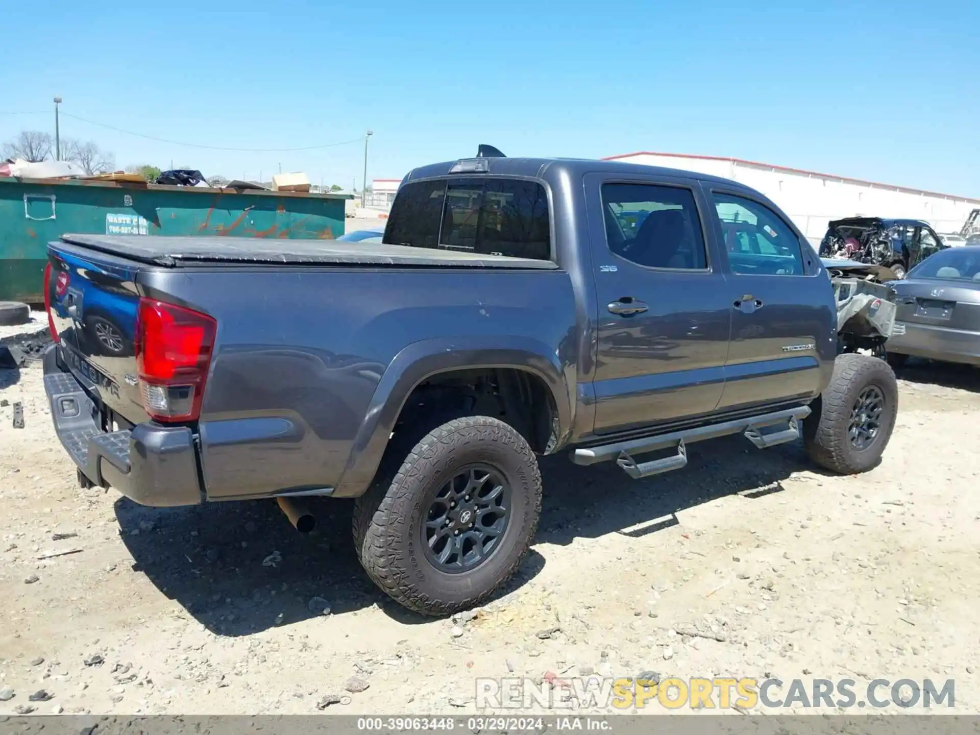 4 Photograph of a damaged car 3TYAZ5CNXLT000687 TOYOTA TACOMA 2020