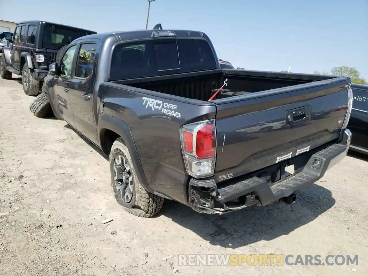 3 Photograph of a damaged car 3TYAZ5CNXLT001371 TOYOTA TACOMA 2020