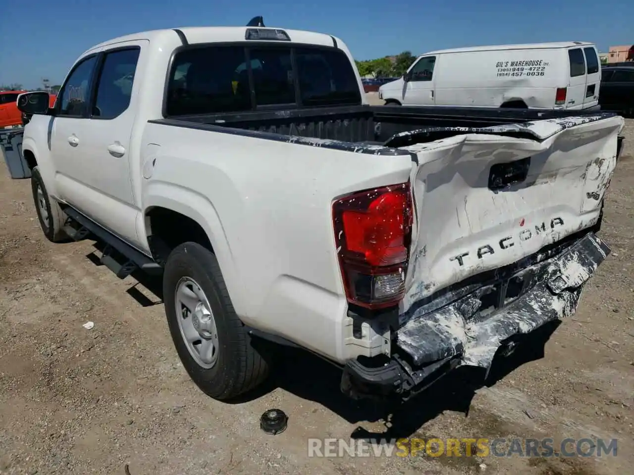 3 Photograph of a damaged car 3TYCZ5AN7LT003686 TOYOTA TACOMA 2020