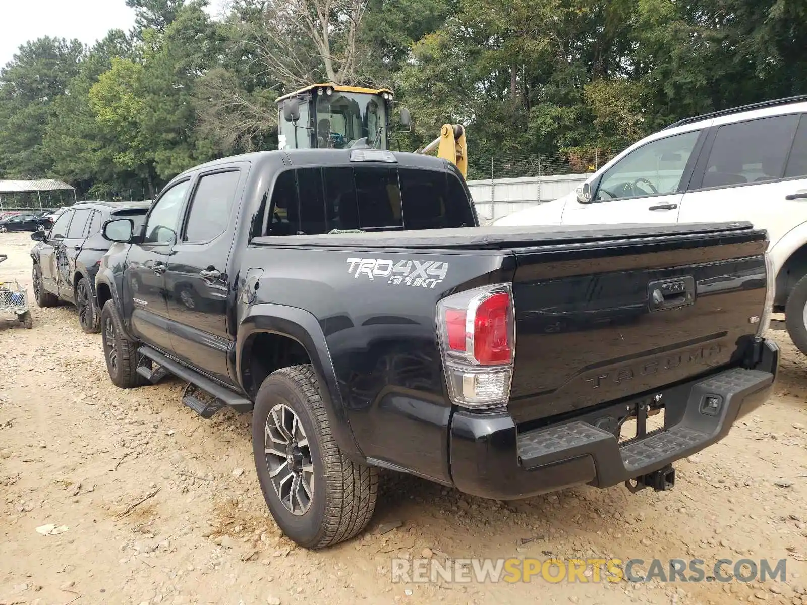 3 Photograph of a damaged car 3TYCZ5AN8LT002238 TOYOTA TACOMA 2020