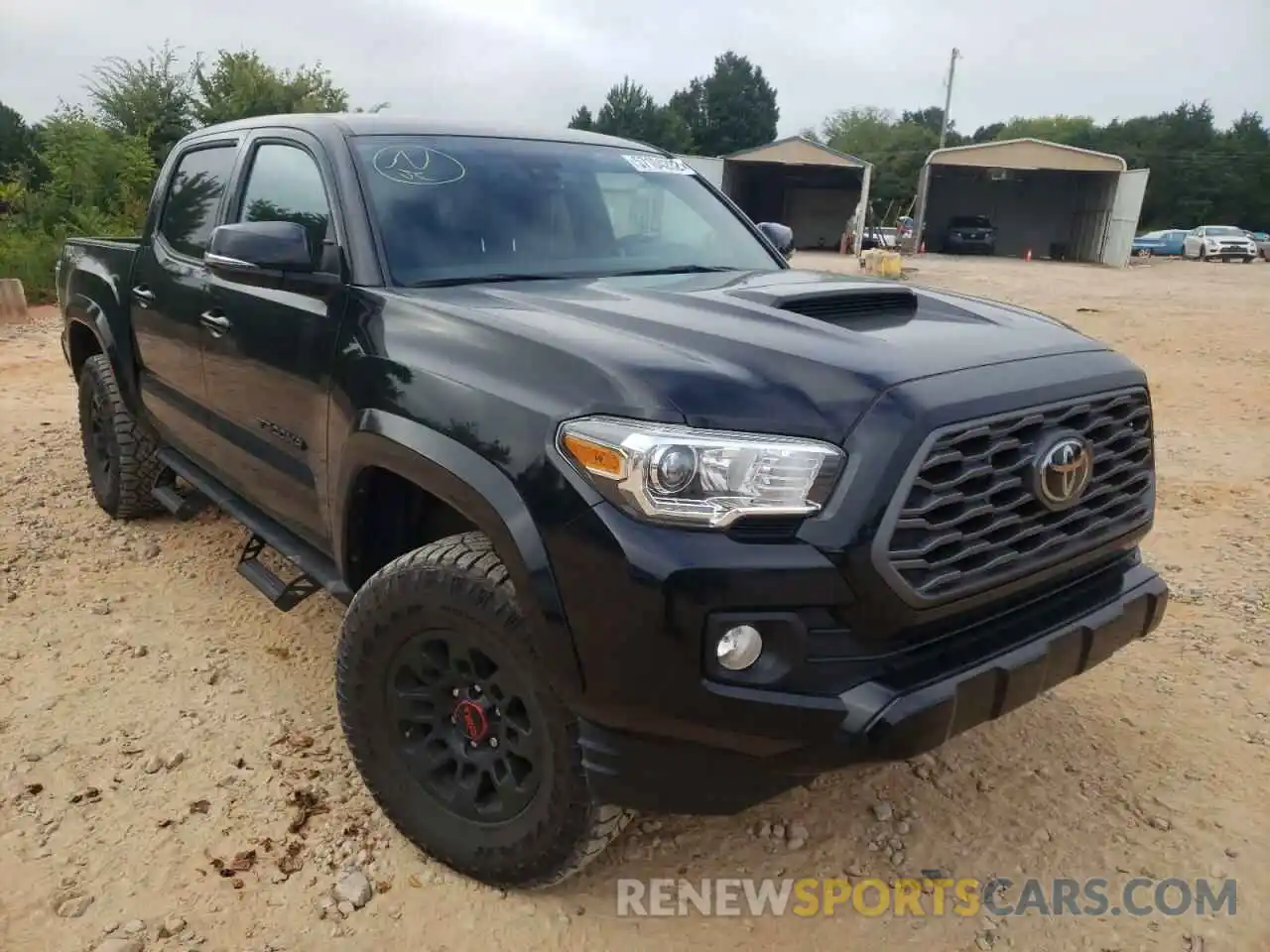 1 Photograph of a damaged car 3TYCZ5AN8LT006905 TOYOTA TACOMA 2020