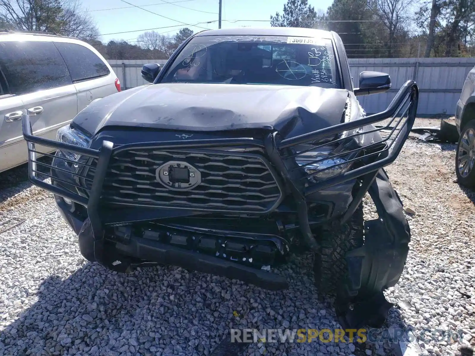 9 Photograph of a damaged car 3TYCZ5AN8LT006936 TOYOTA TACOMA 2020