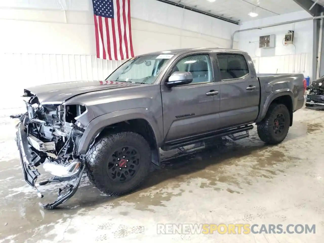 1 Photograph of a damaged car 3TYCZ5AN9LT003818 TOYOTA TACOMA 2020