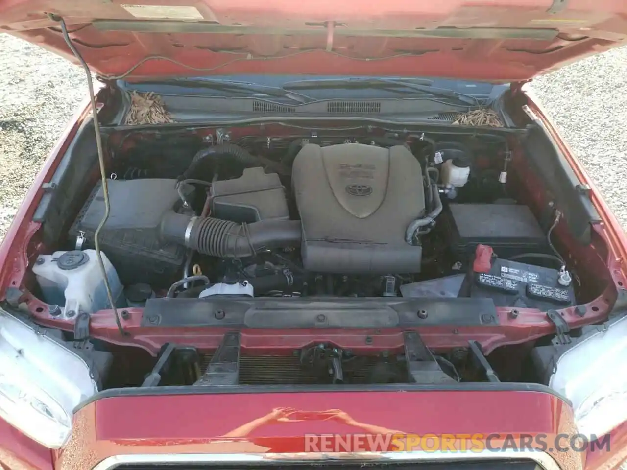 7 Photograph of a damaged car 3TYCZ5AN9LT004113 TOYOTA TACOMA 2020