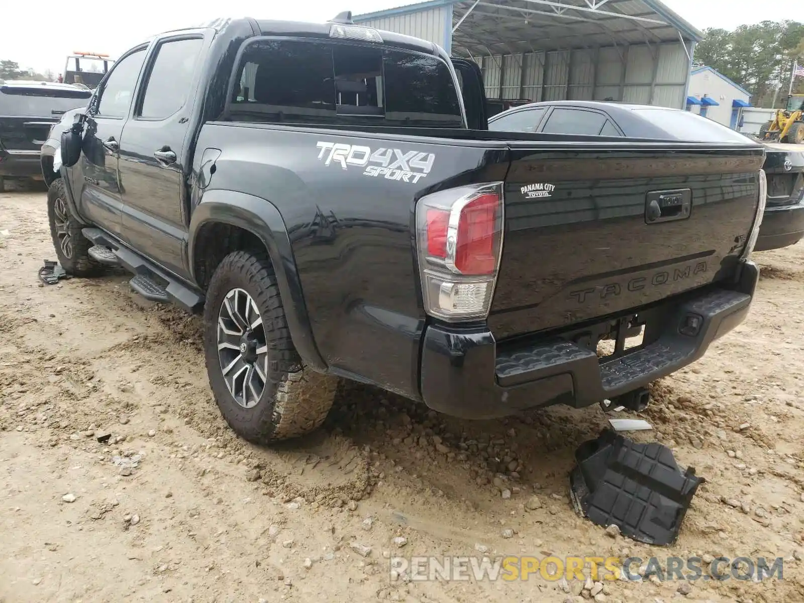 3 Photograph of a damaged car 3TYCZ5ANXLT006520 TOYOTA TACOMA 2020