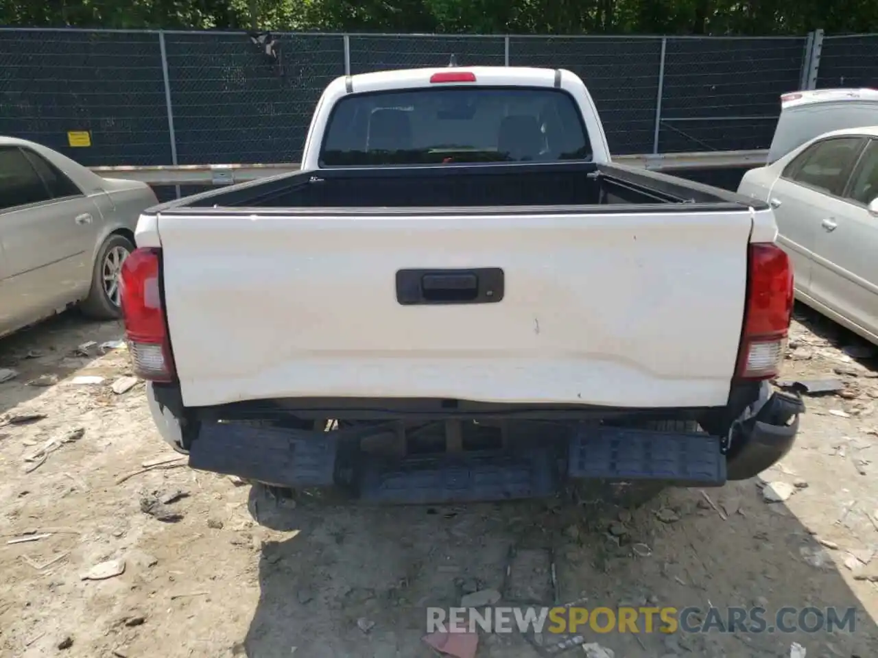 9 Photograph of a damaged car 3TYRX5GN1LT003867 TOYOTA TACOMA 2020