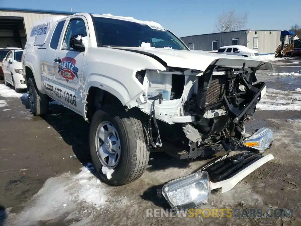 1 Photograph of a damaged car 3TYRX5GN2LT001951 TOYOTA TACOMA 2020