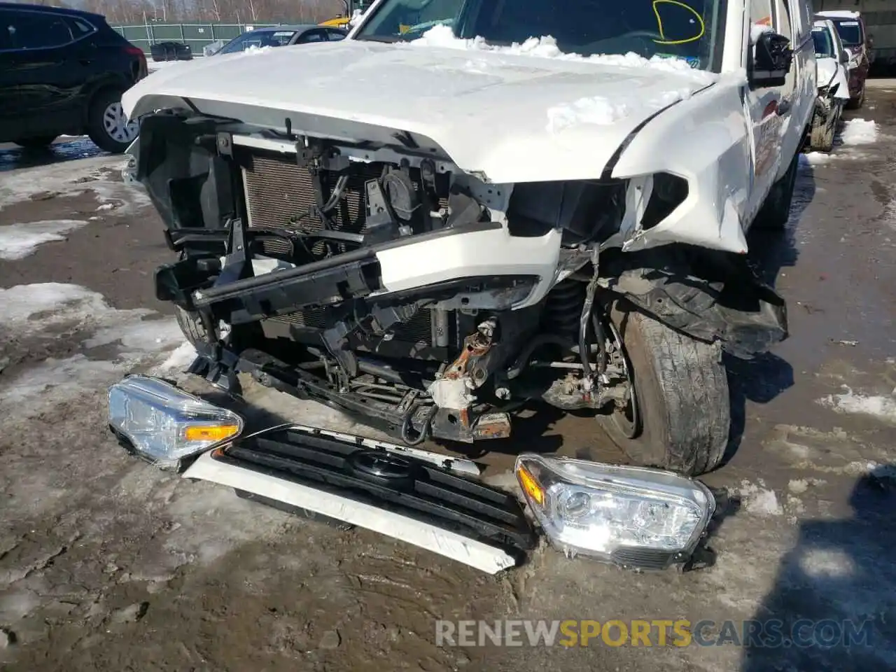 9 Photograph of a damaged car 3TYRX5GN2LT001951 TOYOTA TACOMA 2020