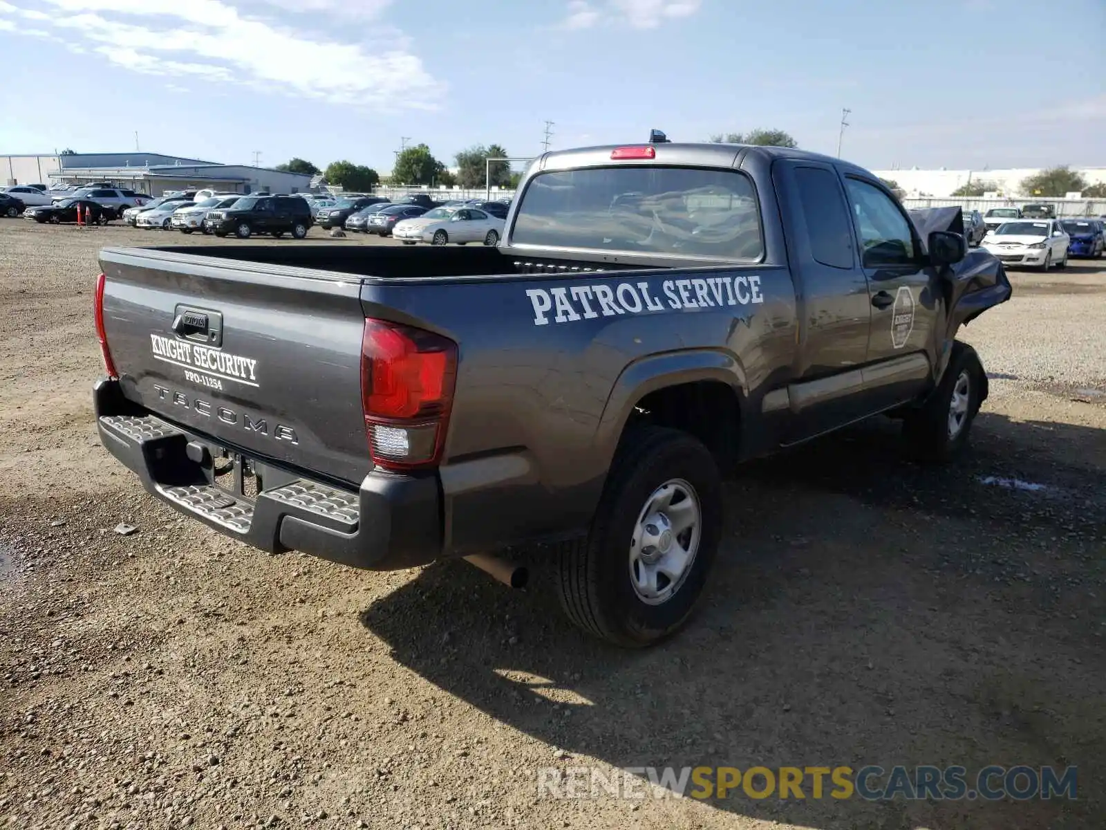 4 Photograph of a damaged car 3TYRX5GN2LT002355 TOYOTA TACOMA 2020